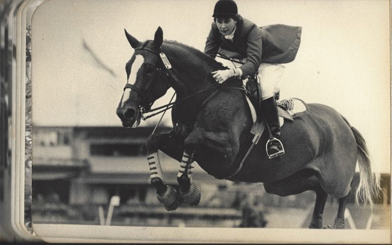 Mary Mairs Chapot, a trailblazer in women's equestrian sports